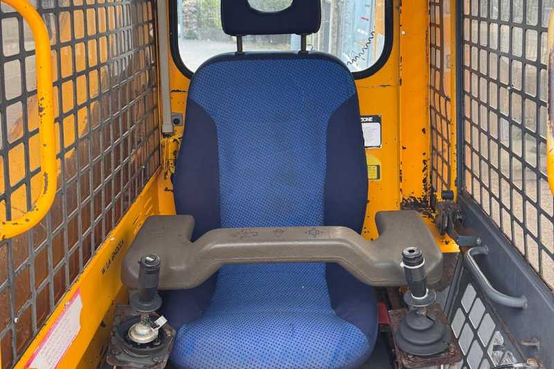 OmecoHub - Immagine JCB ROBOT 165